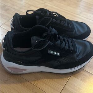 Reebok Galaxy - Women's Size 8 - Black Sneakers